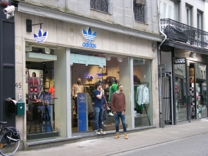 Wardianzaak Matron scherp adidas Originals store Antwerpen – KPW Internationaal